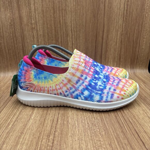Skechers Women’s Ultra Flex Harmonious Tie Dye Multi Sneakers Size 11 New - Picture 1 of 9